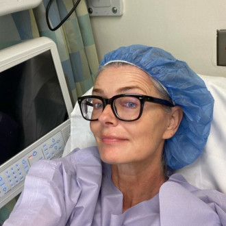 Paulina Porizkova to undergo hip replacement surgery