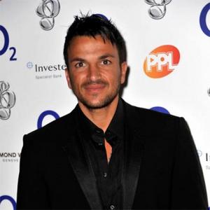 Peter Andre Looking For Love | Contactmusic.com