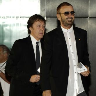 Ringo Starr snubs autobiography offers