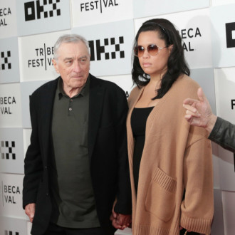 Robert De Niro 'doesn't do the heavy-lifting' with new baby