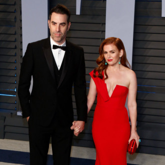 Sacha Baron Cohen bought Isla Fisher a ring after the death of her dad: 'I can hold him close!'