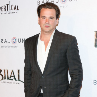 Sean Stewart getting divorced, moves on with Charlie Sheen's ex