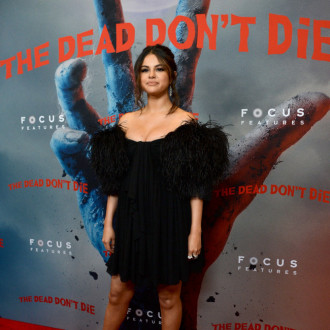 Selena gomez comments on speculation she snubbed Francia Raisa