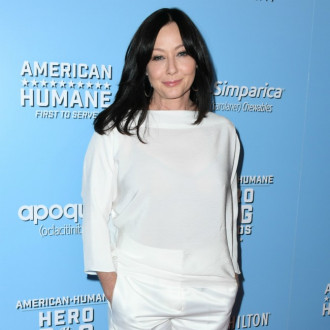 Shannen Doherty selling off her possessions