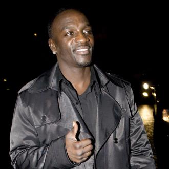 Akon: Gaga's career is on the decline 