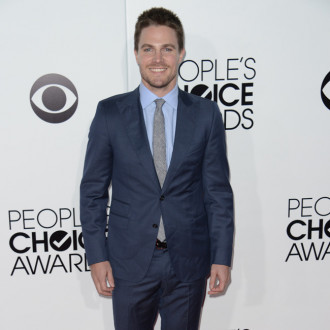 Stephen Amell clarifies strike comments following backlash