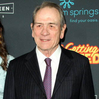 Tommy Lee Jones replaces Harrison Ford in The Burial